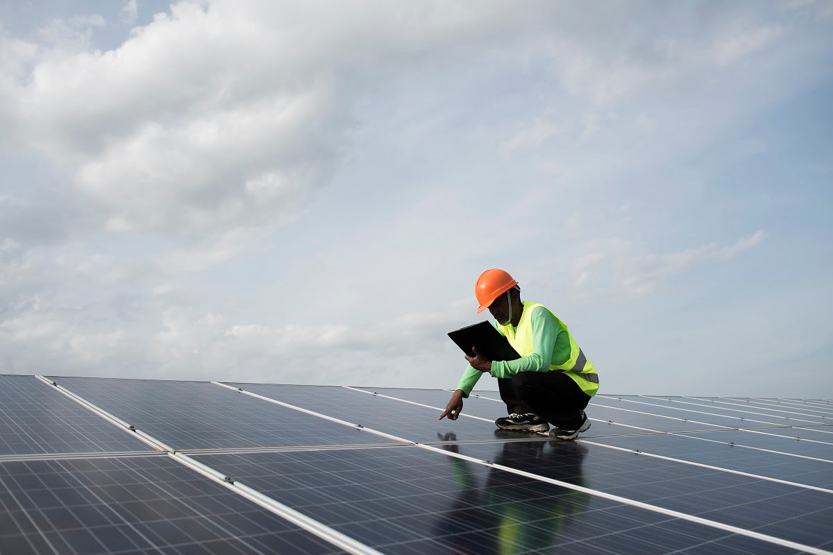 Pros and Cons of Solar Panels: Is Solar Energy Right for Your Home?