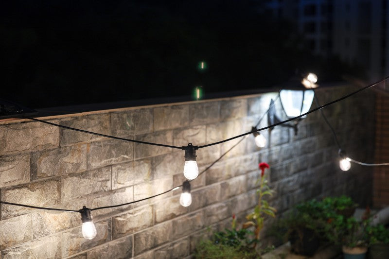 Nature Power 30 FT 12 SOCKET SOLAR LED STRING LIGHTS