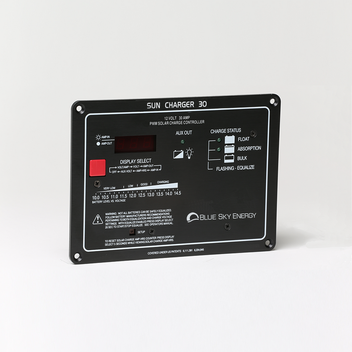 Sunforge 30A charge current, 12 V Lead Acid or Lithium batteries, integrated digital Display, Fully Programmable, Flush Mounting